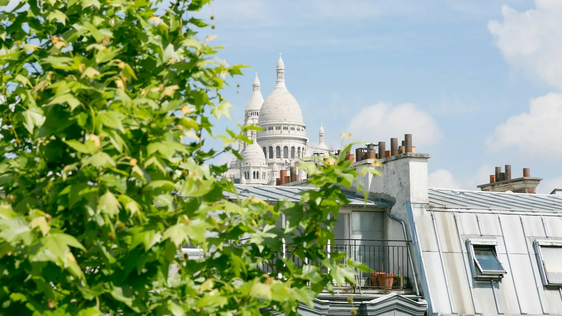 Sochic Suites Paris Montmartre 0*,  Франция
